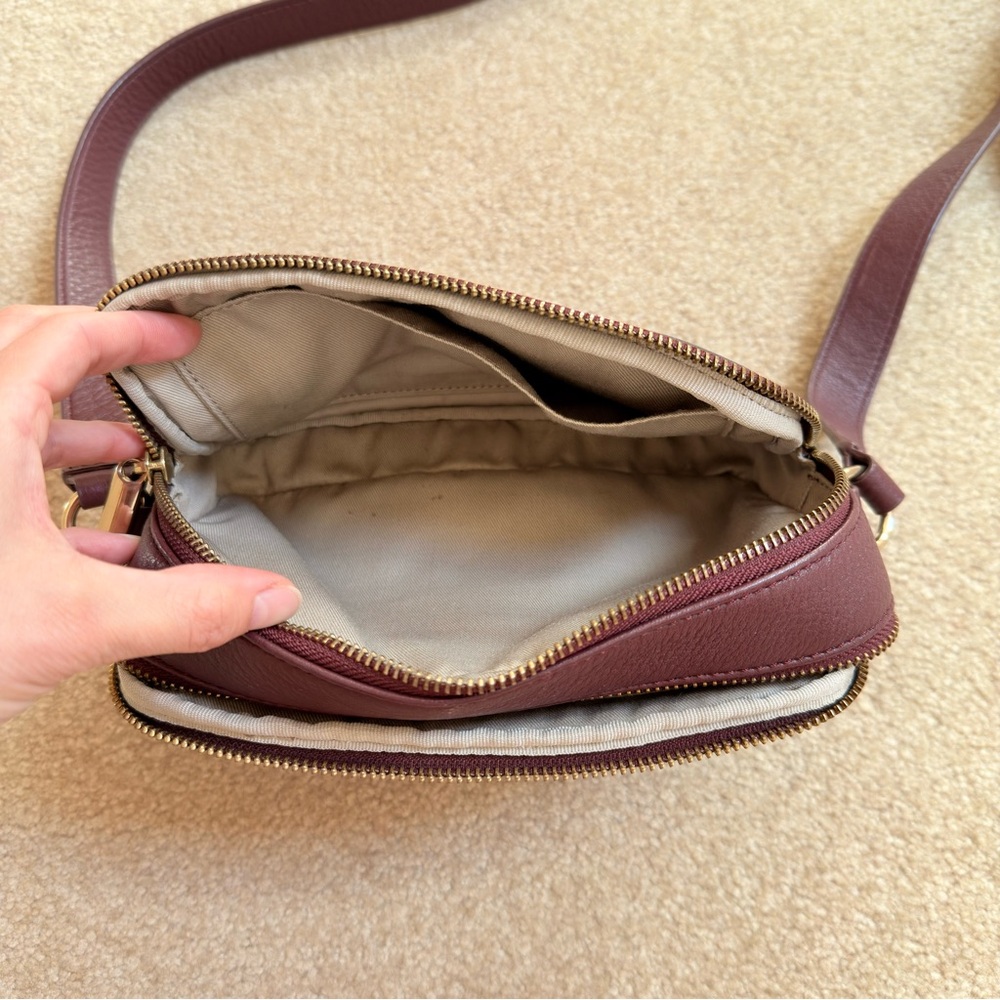 Talbots Colorblock Navy Olive Burgundy Leather Crossbody Zip Purse - Picture 7 of 10